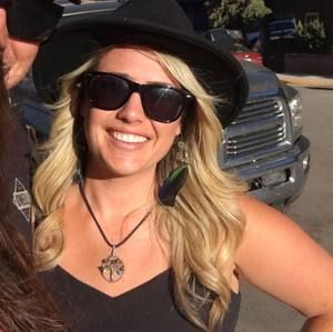 Meet your Posher, Rebecca